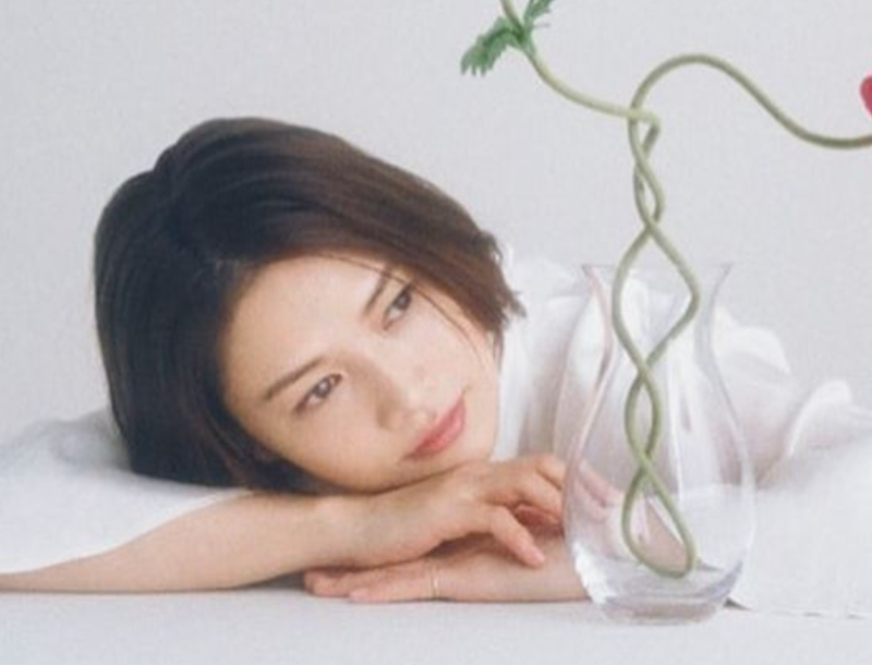 【2024年最新】YUIの現在がかわいい！結婚や旦那さんについて！